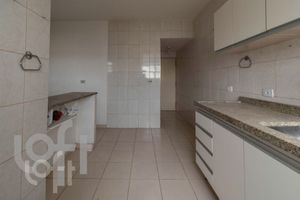 Image 23 - 328942