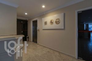 Image 17 - 328942
