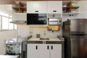 Image 10 - 328943