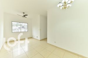 Image 37 - 328945