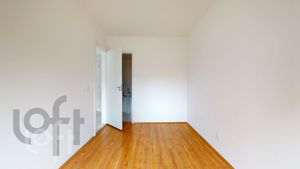 Image 3 - 329008