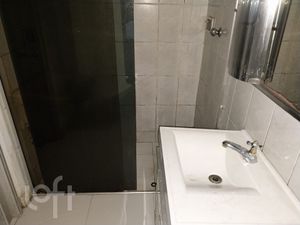 Image 9 - 329089