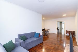 Image 3 - 329178