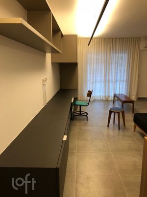 Image 8 - 329205