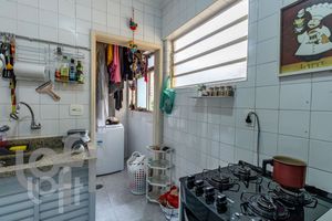 Image 16 - 329282