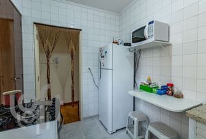 Image 15 - 329282
