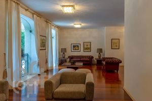 Image 10 - 329297