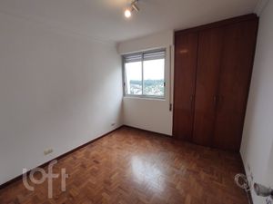 Image 15 - 329305