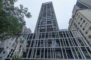 Image 28 - 329375