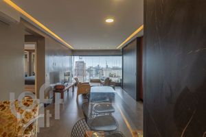 Image 17 - 329375