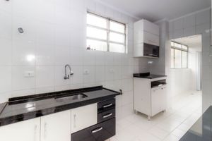 Image 7 - 329400
