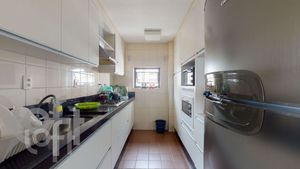 Image 12 - 329566