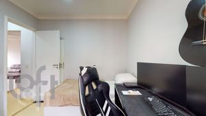 Image 29 - 329566