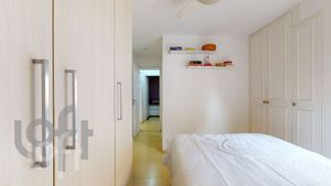 Image 33 - 329566