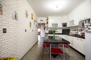 Image 7 - 329693