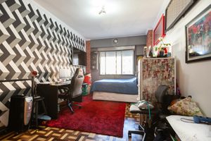 Image 15 - 329693