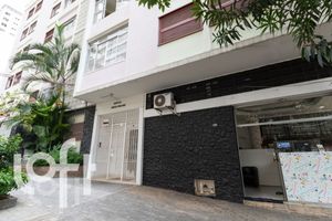 Image 30 - 329741