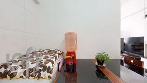 Image 19 - 329832