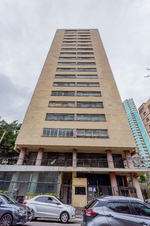 Image 38 - 330090