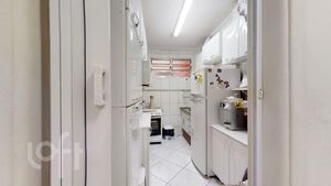 Image 6 - 330679