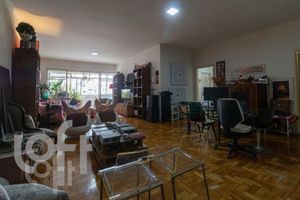 Image 6 - 330850