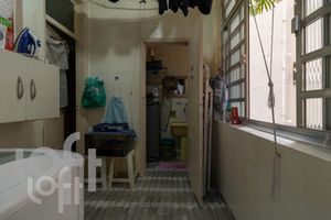 Image 26 - 330850