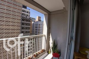 Image 22 - 330940