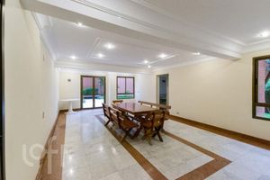 Image 35 - 331110