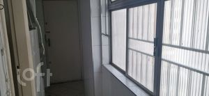 Image 6 - 332042