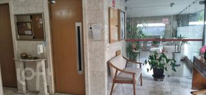 Image 27 - 332042