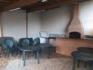Image 14 - 332234