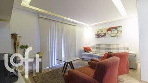 Image 20 - 332306