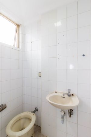Image 35 - 332417