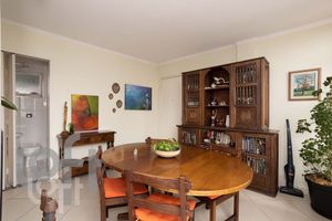 Image 11 - 332604