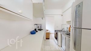 Image 3 - 332988