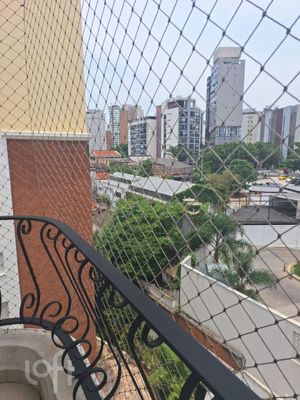 Image 5 - 332998