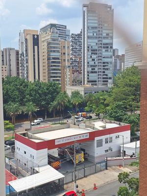 Image 14 - 332998