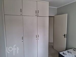 Image 19 - 332998