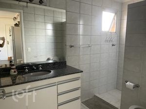 Image 14 - 333075