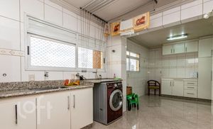 Image 30 - 333095