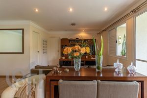 Image 10 - 333116