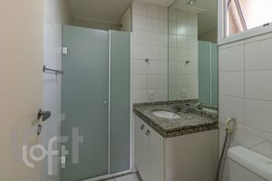 Image 33 - 333116