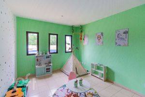 Image 46 - 333371