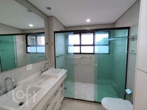 Image 17 - 333630