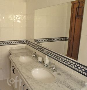 Image 19 - 333665