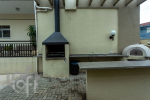 Image 38 - 333682