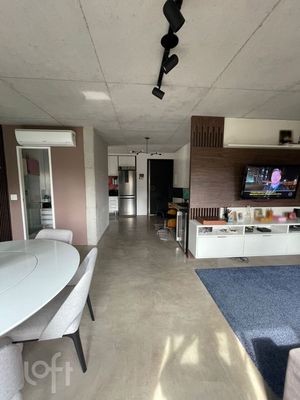 Image 9 - 333823