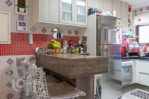 Image 22 - 333834