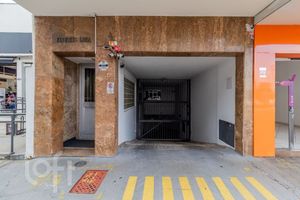 Image 27 - 333948