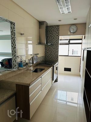 Image 30 - 334261